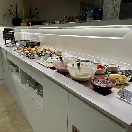Ristorante Primavera מלון Godega di SantʼUrbano