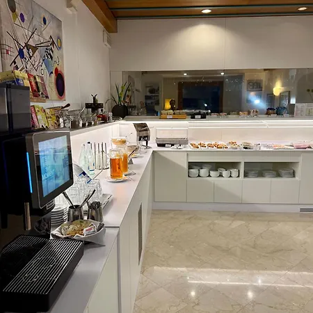 מלון Ristorante Primavera Godega di SantʼUrbano