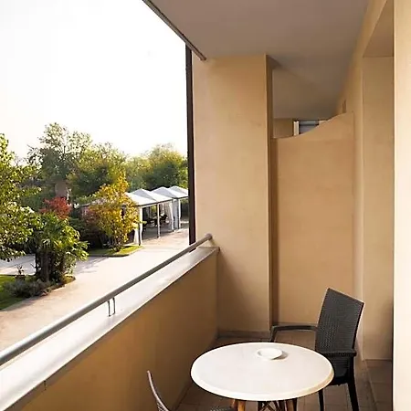 Ristorante Primavera 고데가 디 산 우르바노