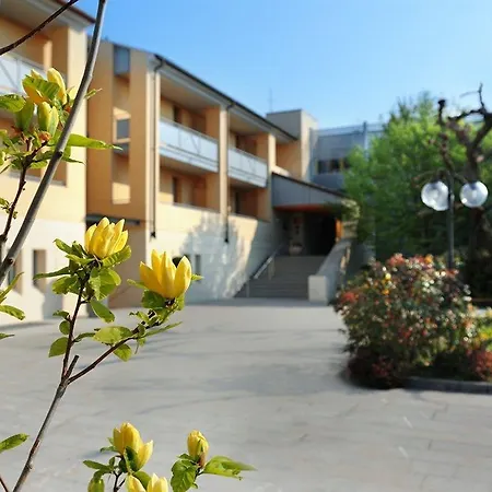 Hotel Ristorante Primavera 3*